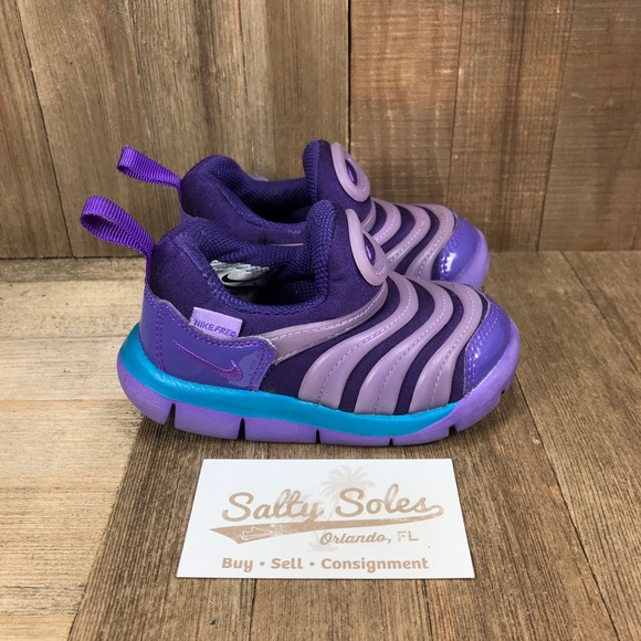 nike dynamo free size 11